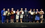Три учителя из Березников отмечены федеральными и краевыми премиями 