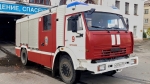 В Березниках спасатели вынесли из квартиры двух человек
